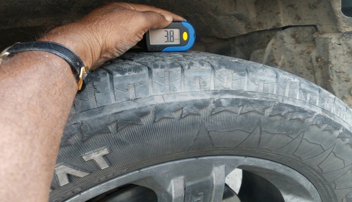 2022 Mahindra Thar LX HARD TOP 4WD MT, Diesel, Manual, 63,206 km, tyre