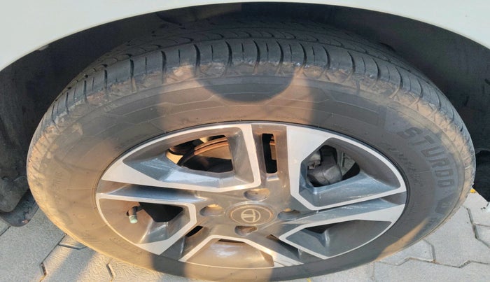 2019 Tata Tiago XZ PLUS PETROL, Petrol, Manual, 72,685 km, tyre