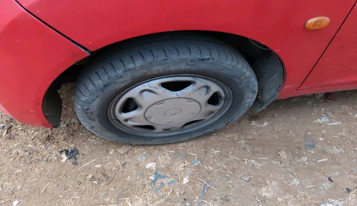 2010 Chevrolet Beat PS PETROL, CNG, Manual, 67,403 km, tyre