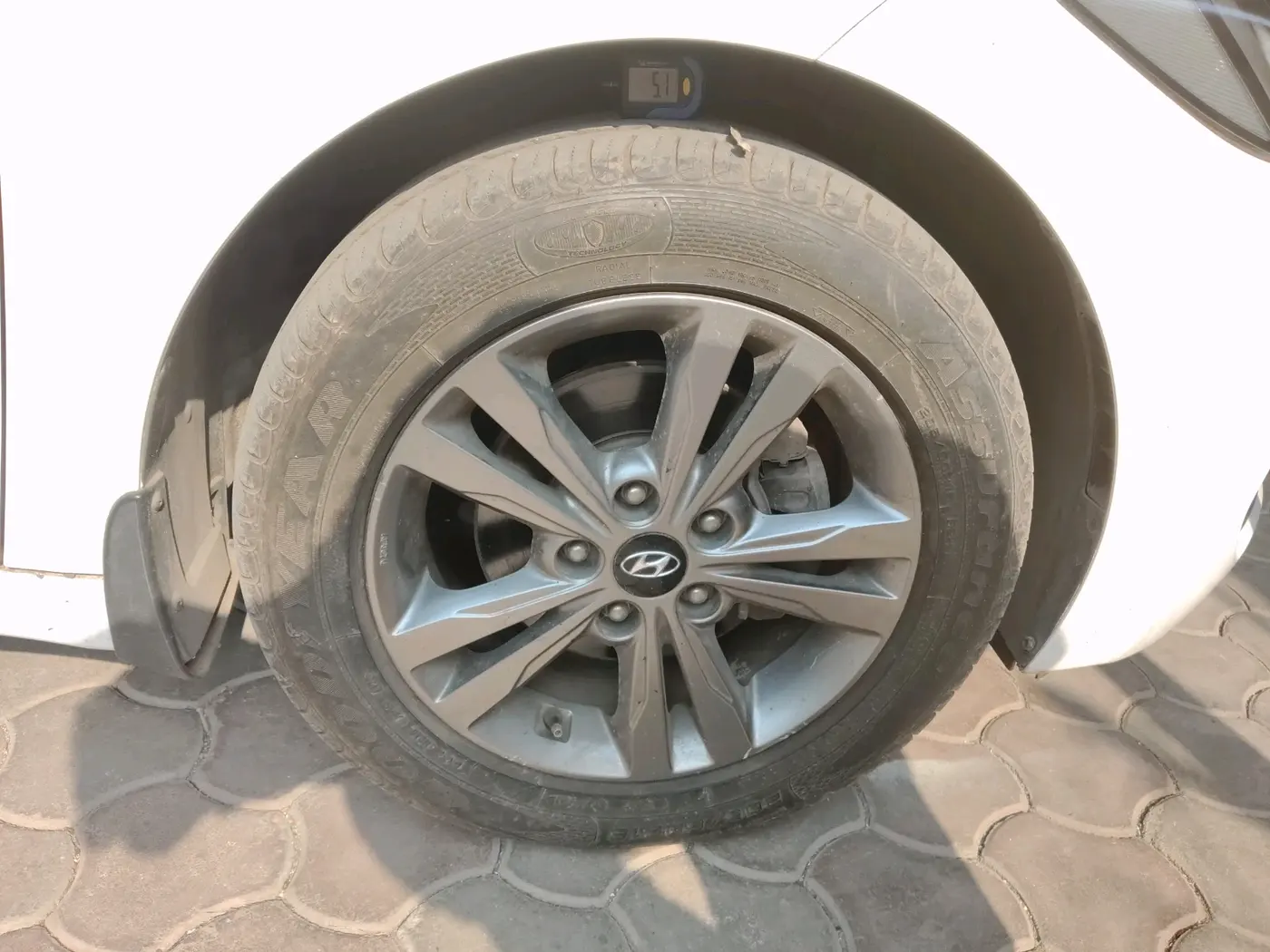 2019 Hyundai New Elantra 2.0 S PETROL, Petrol, Manual, 82,745 km, tyre