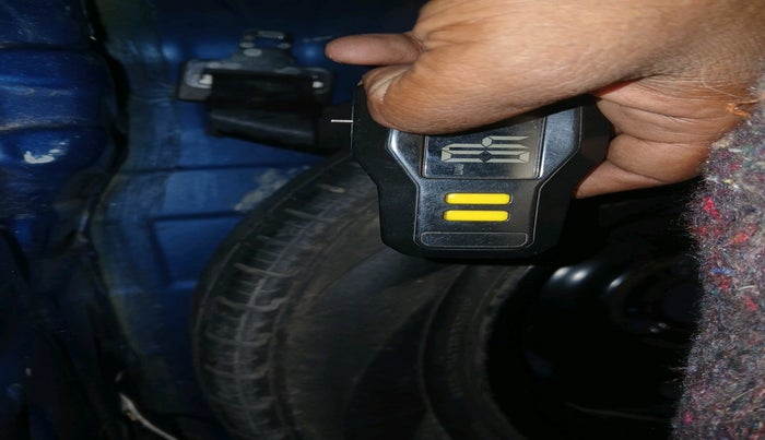 2017 Renault Kwid CLIMBER 1.0 AMT, Petrol, Automatic, 58,505 km, tyre