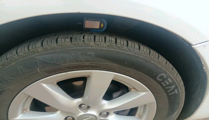 2013 Nissan Sunny XV PETROL, Petrol, Manual, 55,820 km, tyre