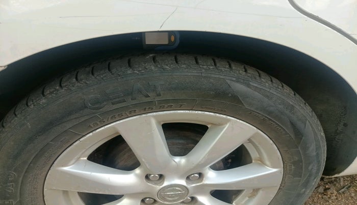 2013 Nissan Sunny XV PETROL, Petrol, Manual, 55,820 km, tyre