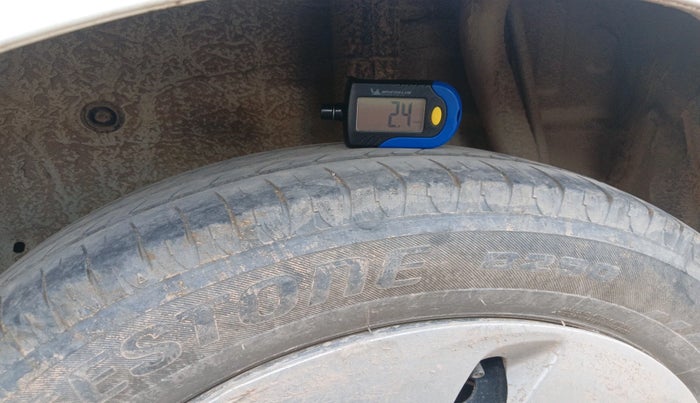 2016 Maruti Celerio VXI AMT, Petrol, Automatic, 66,662 km, tyre