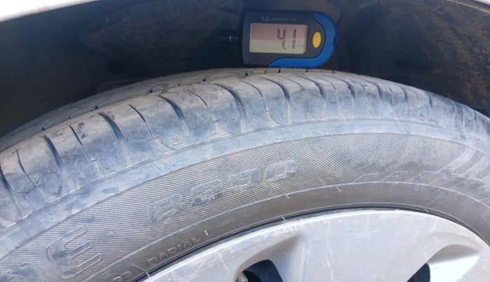 2016 Maruti Celerio VXI AMT, Petrol, Automatic, 66,662 km, tyre