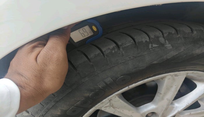 2018 Ford Ecosport TITANIUM 1.5L DIESEL, Diesel, Manual, 1,02,866 km, tyre