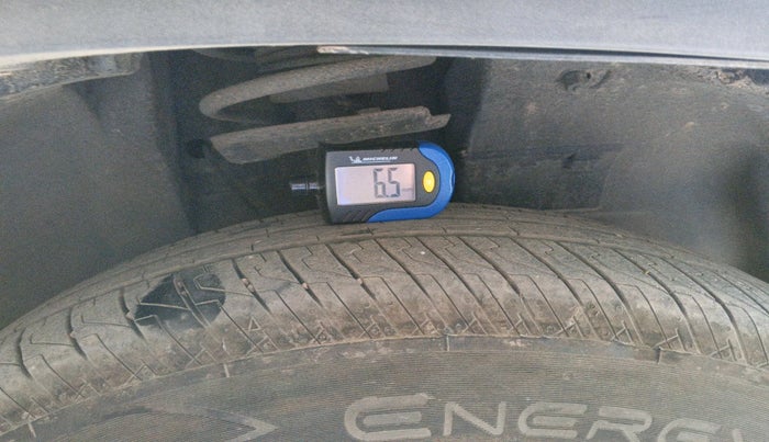 2023 Tata PUNCH PURE MT, Petrol, Manual, 84,152 km, tyre