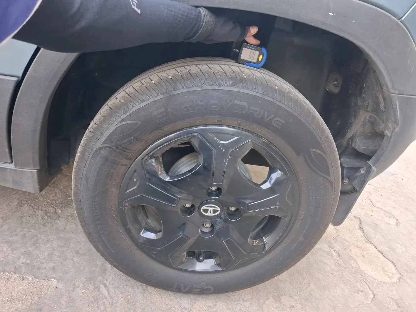 2022 Tata PUNCH ACCOMPLISHED MT, Petrol, Manual, 67,835 km, tyre