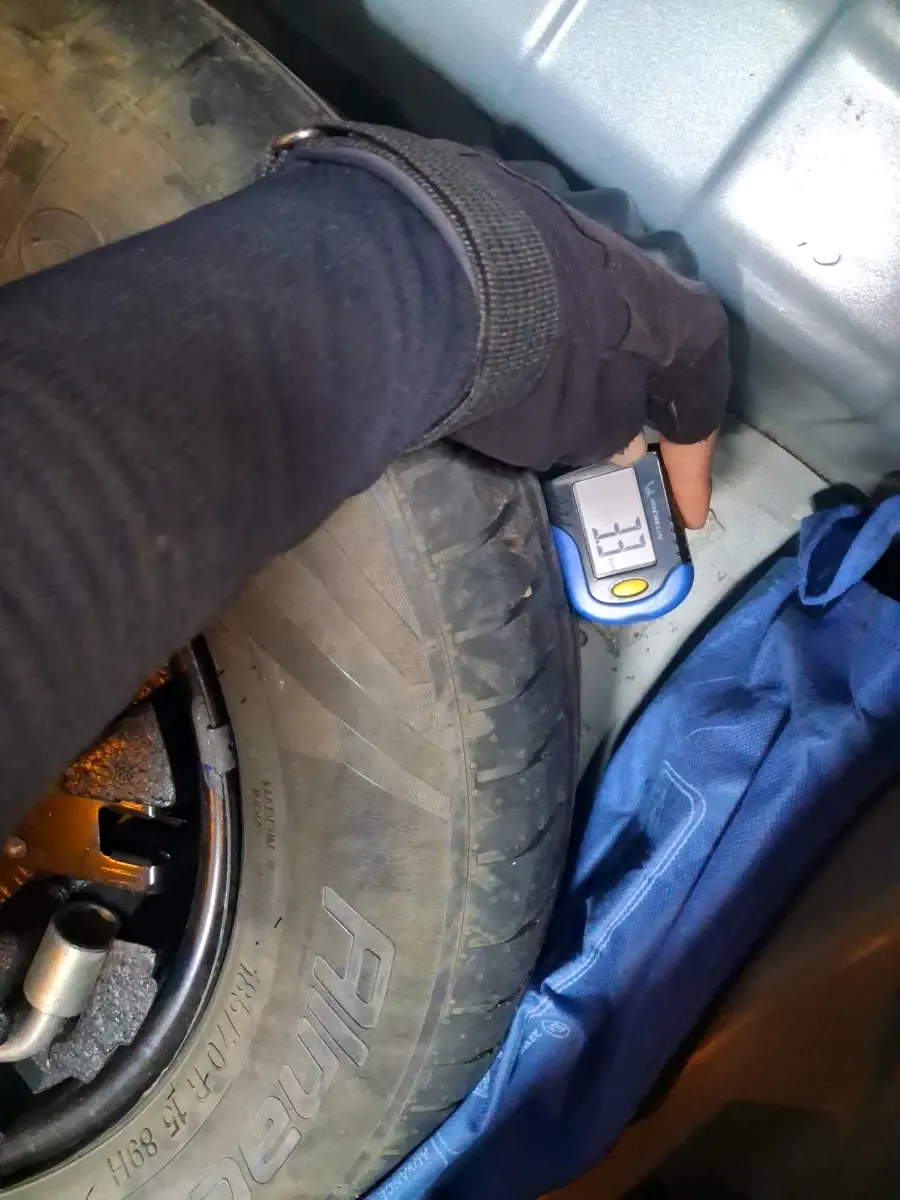 2022 Tata PUNCH ACCOMPLISHED MT, Petrol, Manual, 67,835 km, tyre