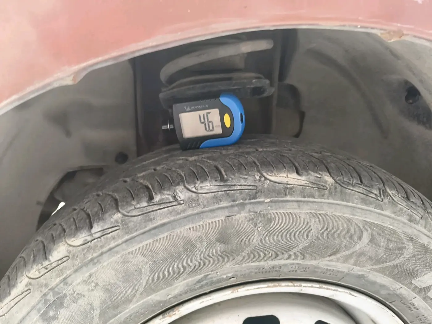 2018 Tata TIGOR XE PETROL, Petrol, Manual, 51,545 km, tyre