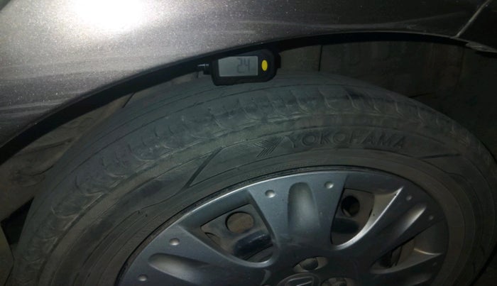 2014 Honda Brio S MT, CNG, Manual, 1,16,344 km, tyre