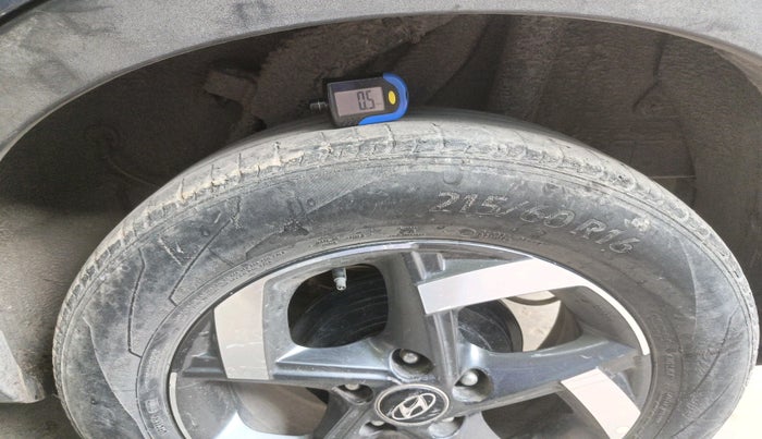 2019 Hyundai VENUE SX 1.4 CRDI, Diesel, Manual, 73,291 km, tyre