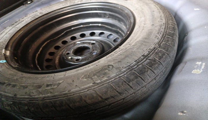 2019 Hyundai VENUE SX 1.4 CRDI, Diesel, Manual, 73,291 km, tyre