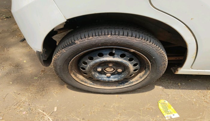 2013 Maruti Wagon R 1.0 VXI, Petrol, Manual, 1,68,524 km, tyre