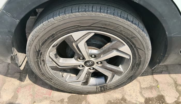 2019 Hyundai Creta SX (O) EXECUTIVE 1.6 DIESEL, Diesel, Manual, 1,41,734 km, tyre