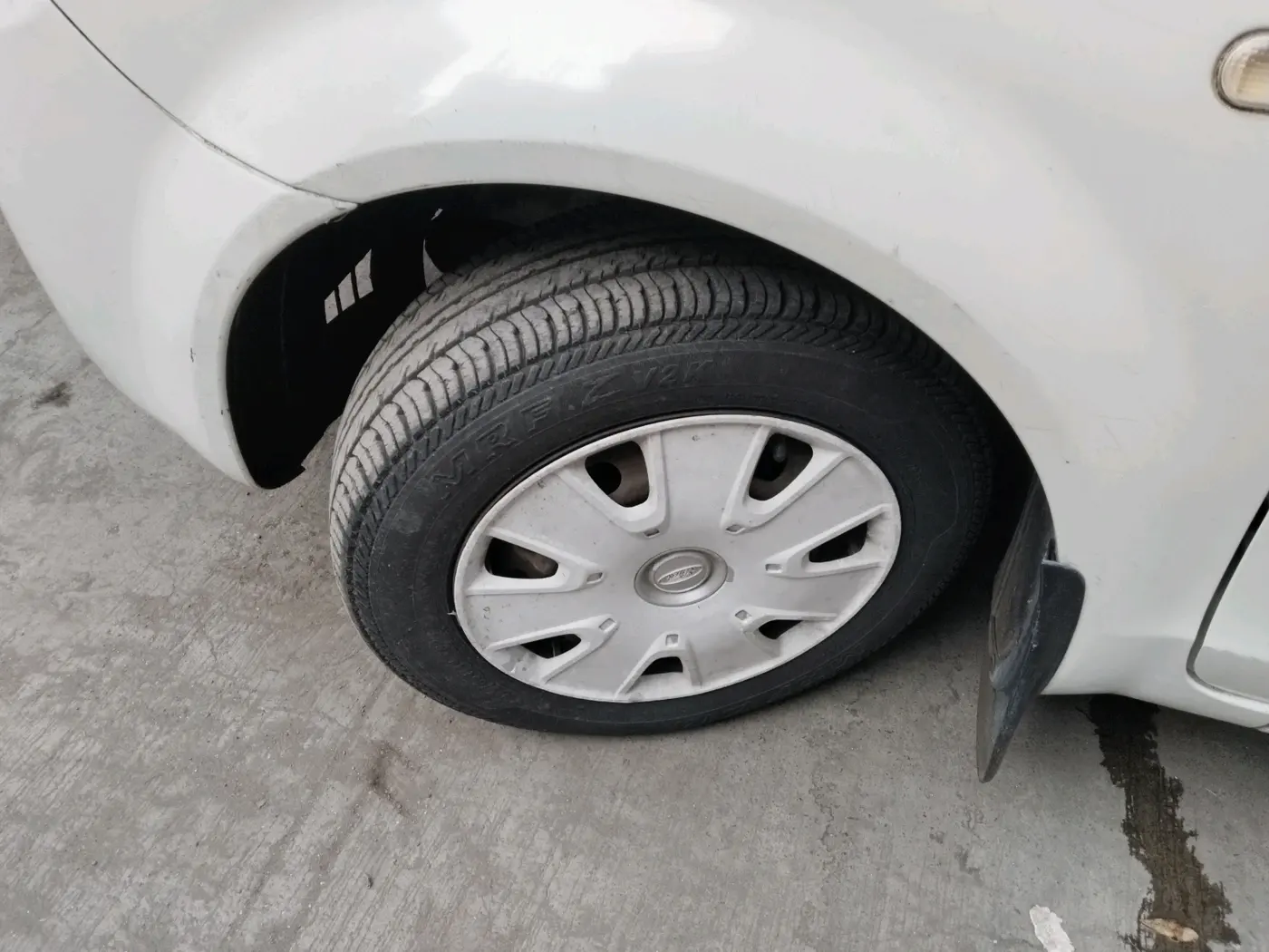 2012 Ford Fiesta Classic SXI 1.6 PETROL, Petrol, Manual, 15,637 km, tyre