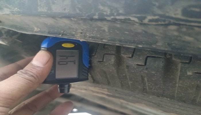 2017 Tata Safari Storme 2.2 EX 4X2, Diesel, Manual, 1,09,941 km, tyre