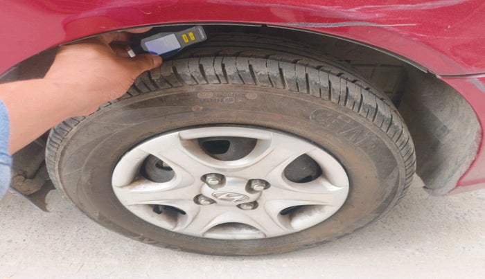2011 Hyundai Accent GLE, Petrol, Manual, 19,311 km, tyre