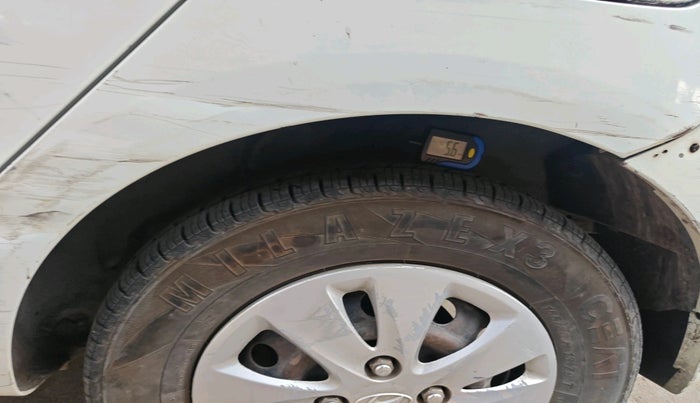 2012 Hyundai i10 SPORTZ 1.2, Petrol, Manual, 75,007 km, tyre