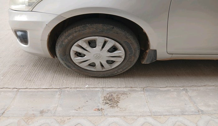 2013 Maruti Swift Dzire VXI, Petrol, Manual, 1,02,506 km, tyre