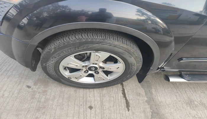 2014 Mahindra XUV500 W8, Diesel, Manual, 1,26,048 km, tyre