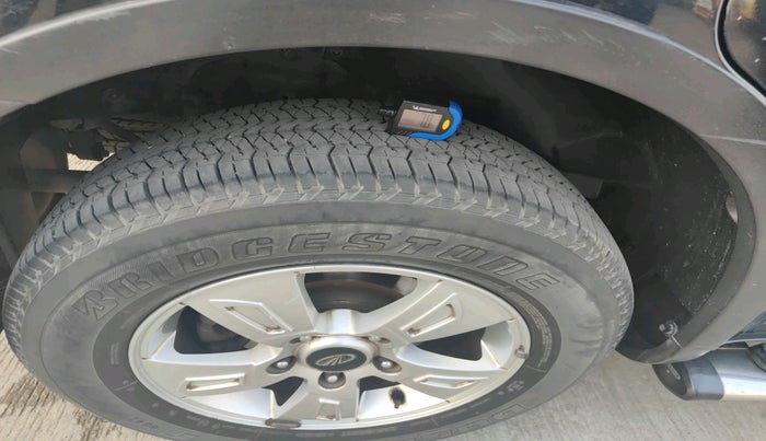 2014 Mahindra XUV500 W8, Diesel, Manual, 1,26,048 km, tyre