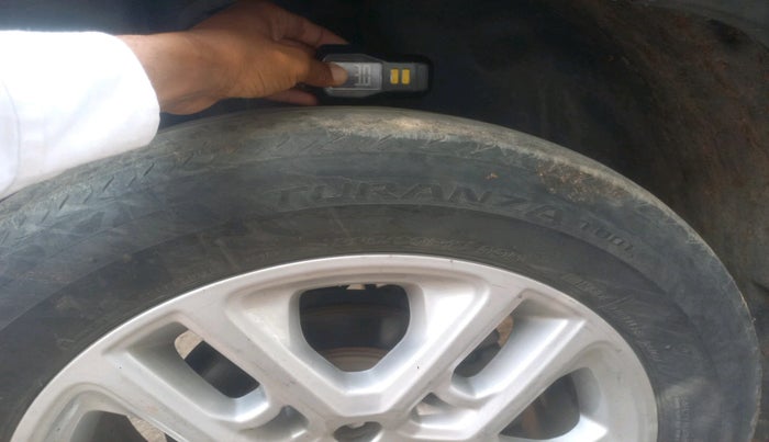 2018 Jeep Compass LIMITED (O) 2.0 DIESEL, Diesel, Manual, 1,69,432 km, tyre