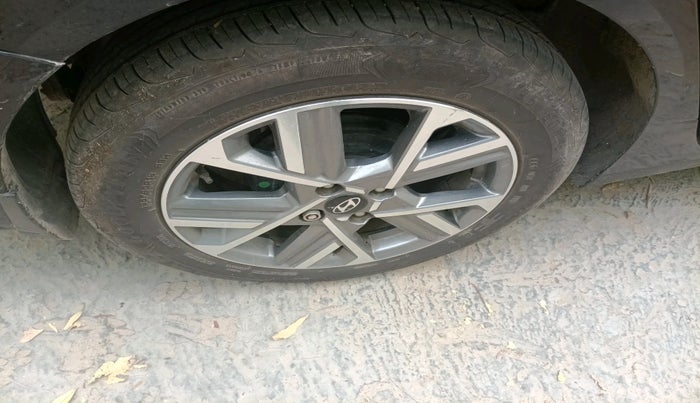 2023 Hyundai Verna S MT 1.5 MPI, Petrol, Manual, 16,129 km, tyre