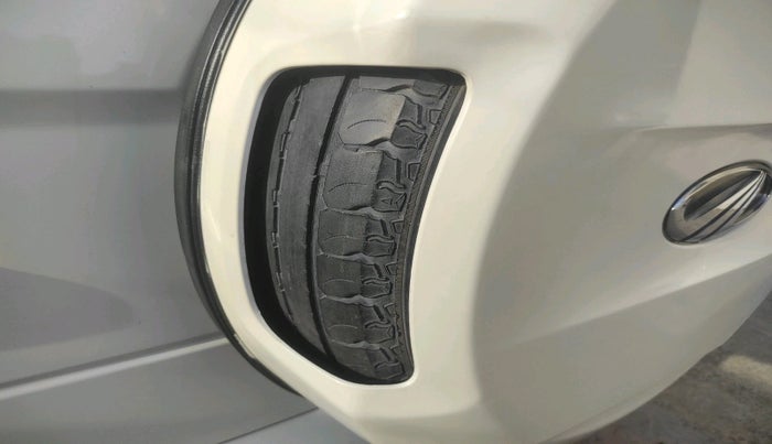 2016 Mahindra TUV300 T8, Diesel, Manual, 1,51,716 km, tyre