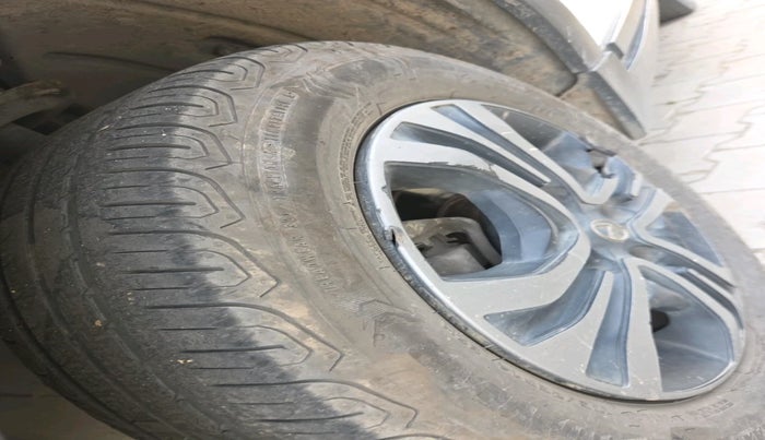 2018 Tata TIAGO NRG PETROL, CNG, Manual, 96,395 km, tyre