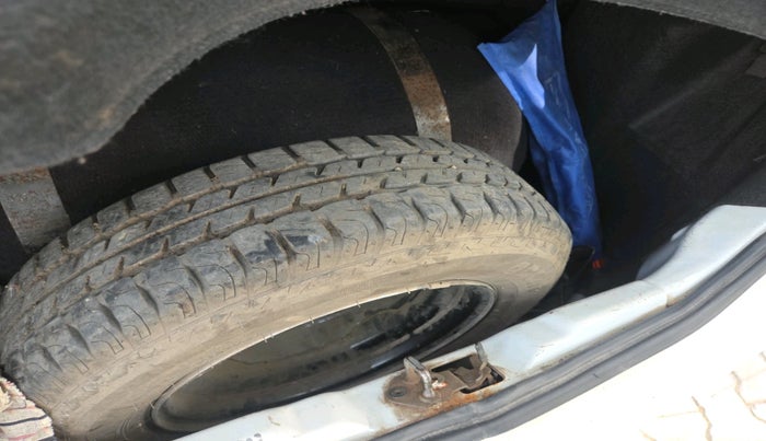 2018 Tata TIAGO NRG PETROL, CNG, Manual, 96,395 km, tyre