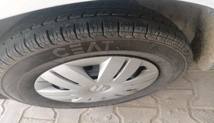 2022 Maruti Alto LXI OPT CNG, CNG, Manual, 97,063 km, tyre