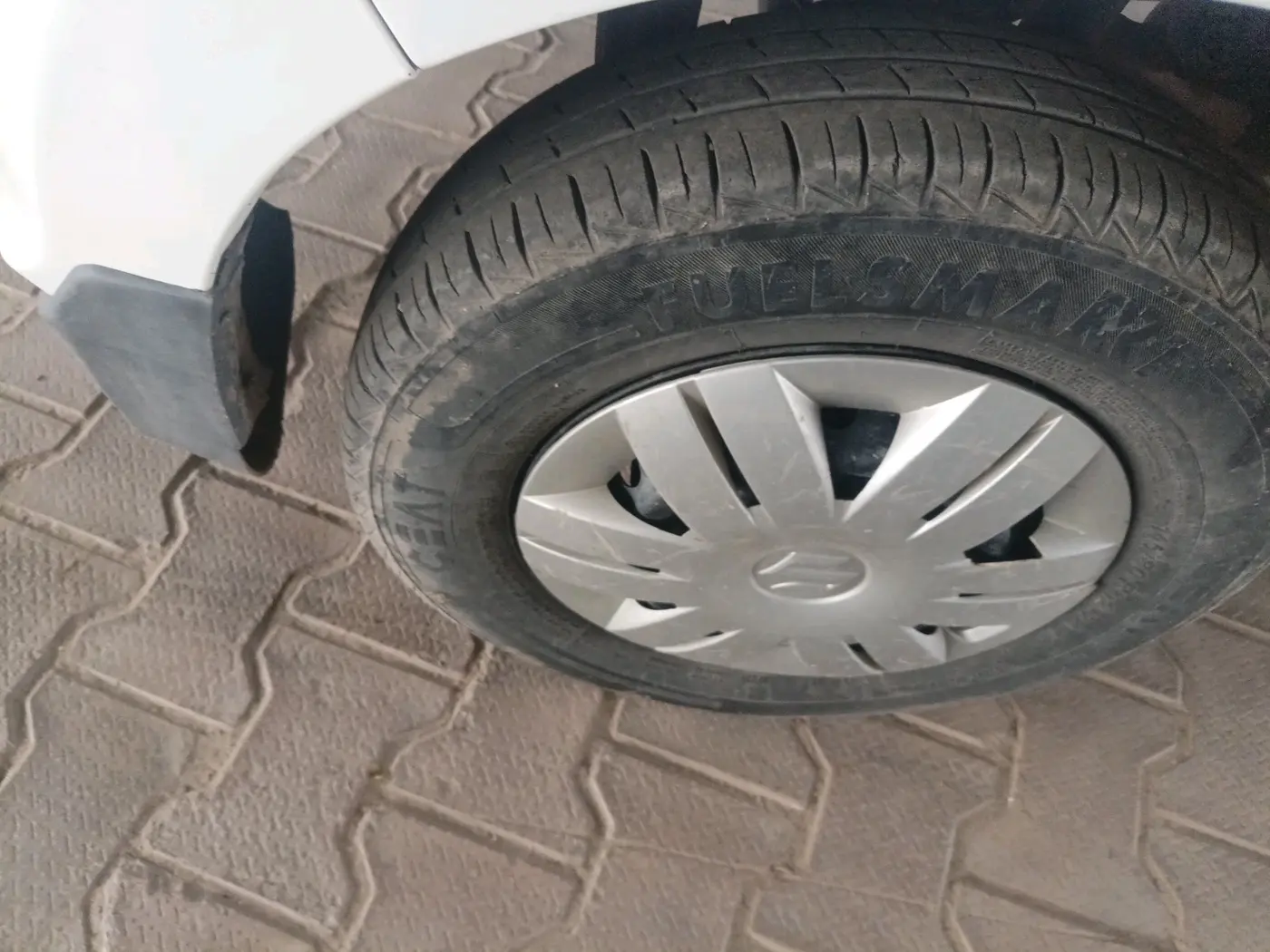 2022 Maruti Alto LXI OPT CNG, CNG, Manual, 97,063 km, tyre