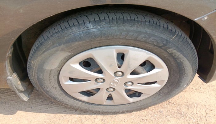 2011 Hyundai i10 SPORTZ 1.2, Petrol, Manual, 78,053 km, tyre