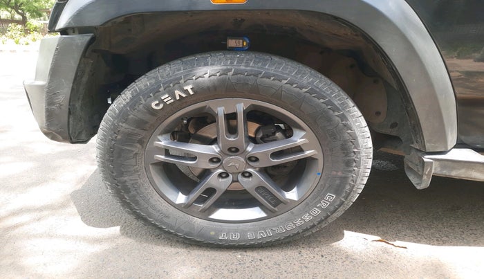 2023 Mahindra Thar LX D HT 2WD MT, Diesel, Manual, 36,482 km, tyre