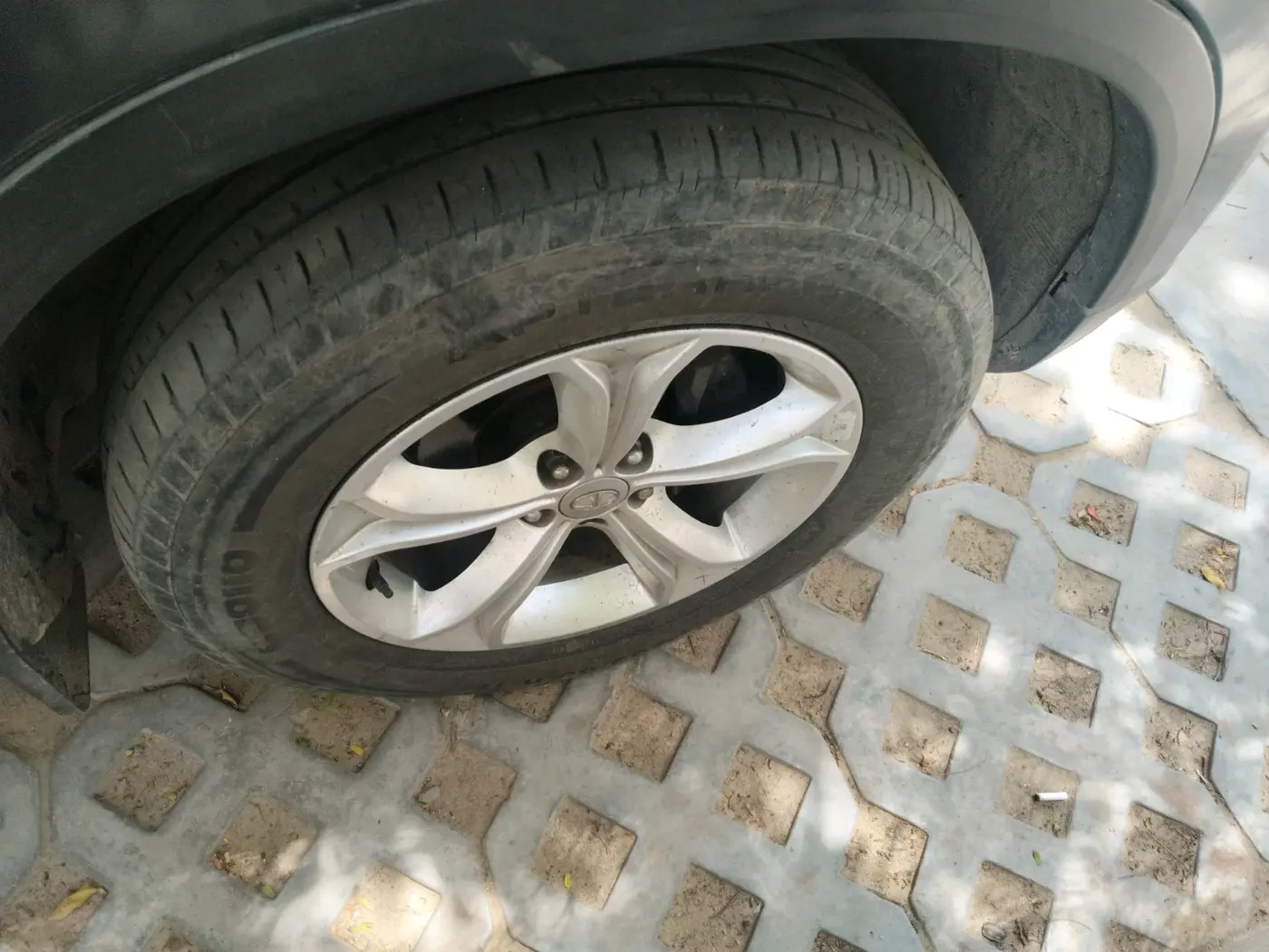 2022 Tata Harrier XT PLUS 2.0L KRYOTEC, Diesel, Manual, 75,062 km, tyre