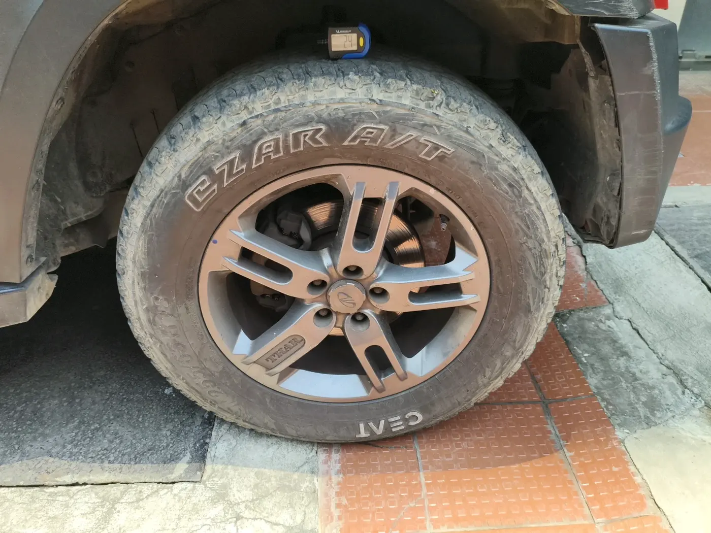 2020 Mahindra Thar LX HARD TOP 4WD MT, Diesel, Manual, 94,194 km, tyre