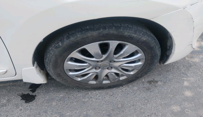 2017 Maruti Baleno ALPHA CVT PETROL 1.2, Petrol, Automatic, 86,600 km, tyre