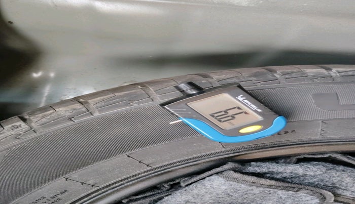 2025 KIA SYROS HTK 1.0 Turbo 6MT, Petrol, Manual, 33,271 km, tyre