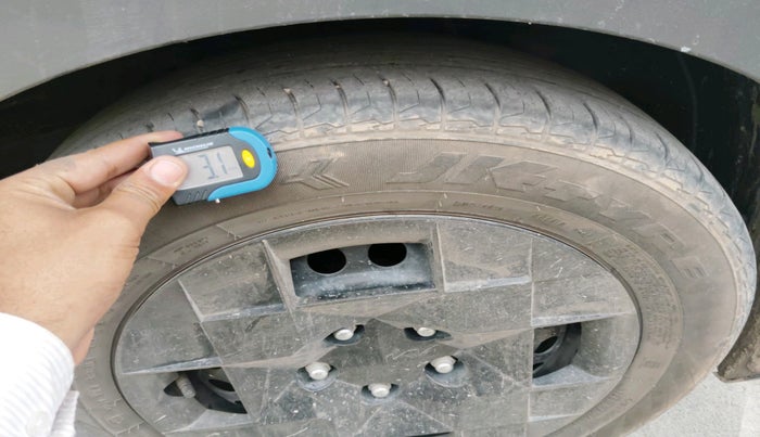 2025 KIA SYROS HTK 1.0 Turbo 6MT, Petrol, Manual, 33,271 km, tyre