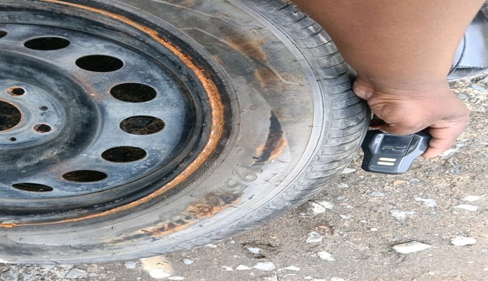 2019 Tata NEXON KRAZ MT PETROL, Petrol, Manual, 1,09,995 km, tyre