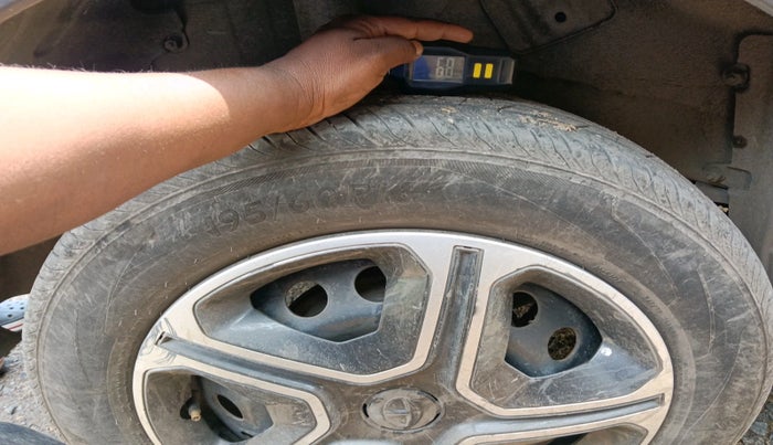 2019 Tata NEXON KRAZ MT PETROL, Petrol, Manual, 1,09,995 km, tyre