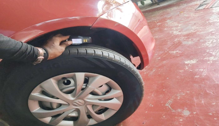 2009 Maruti Swift LXI 1.3, Petrol, Manual, 1,26,100 km, tyre