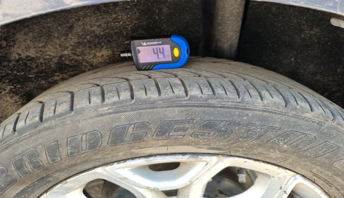 2016 Ford Ecosport TITANIUM 1.5L DIESEL, Diesel, Manual, 1,60,818 km, tyre