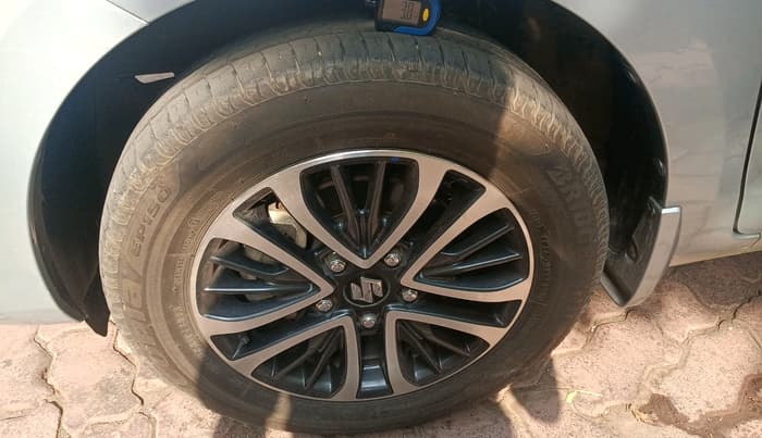 2022 Maruti Ertiga ZXI+ SHVS, Petrol, Manual, 13,284 km, tyre