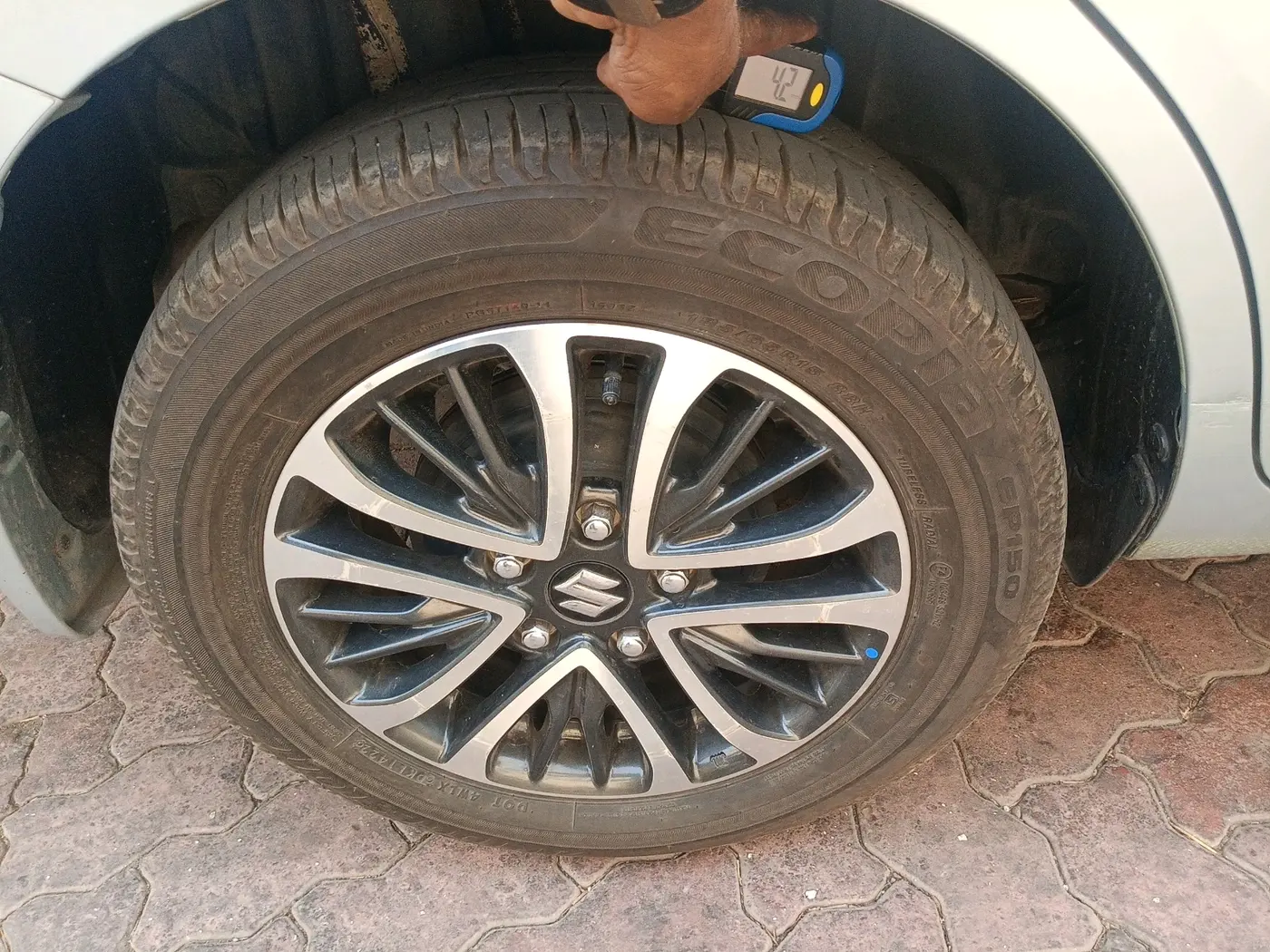 2022 Maruti Ertiga ZXI+ SHVS, Petrol, Manual, 13,284 km, tyre