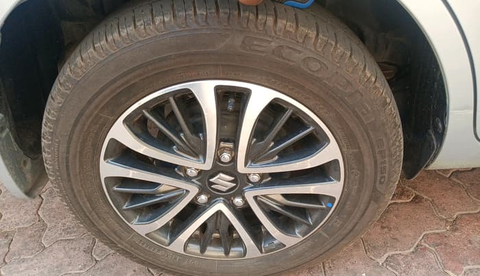 2022 Maruti Ertiga ZXI+ SHVS, Petrol, Manual, 13,284 km, tyre