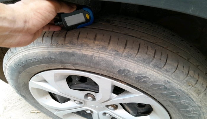 2021 KIA SONET HTE 1.5, Diesel, Manual, 73,511 km, tyre