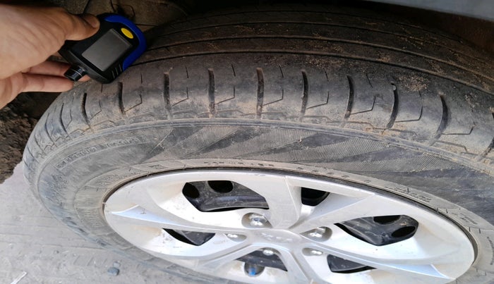 2021 KIA SONET HTE 1.5, Diesel, Manual, 73,511 km, tyre