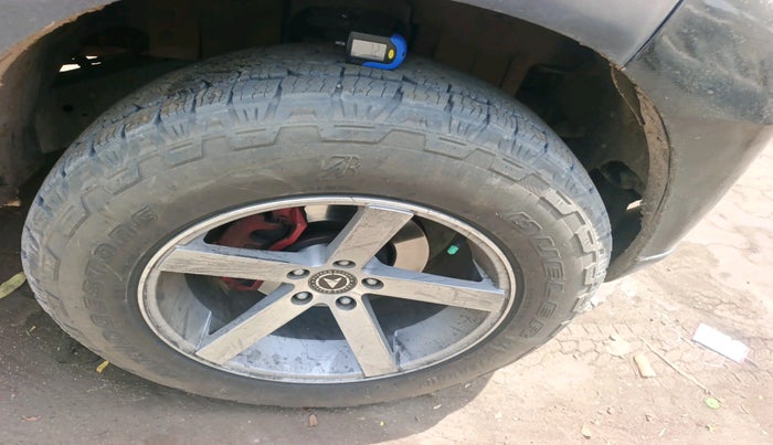 2024 Mahindra SCORPIO CLASSIC S 7STR, Diesel, Manual, 26,152 km, tyre
